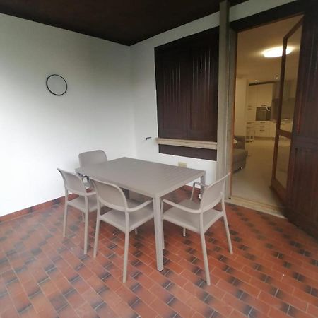 Lucky Apartment 2 Сирмионе Экстерьер фото